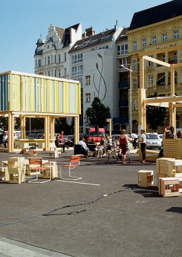 furniture at Park Macht Platz